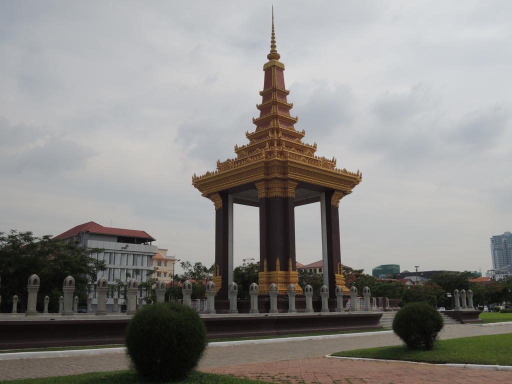 The Happy House Vandrerhjem Phnom Penh Eksteriør bilde